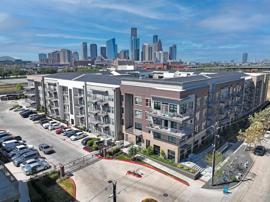 Comfortable Getaway Downtown Htx Houston Exterior photo